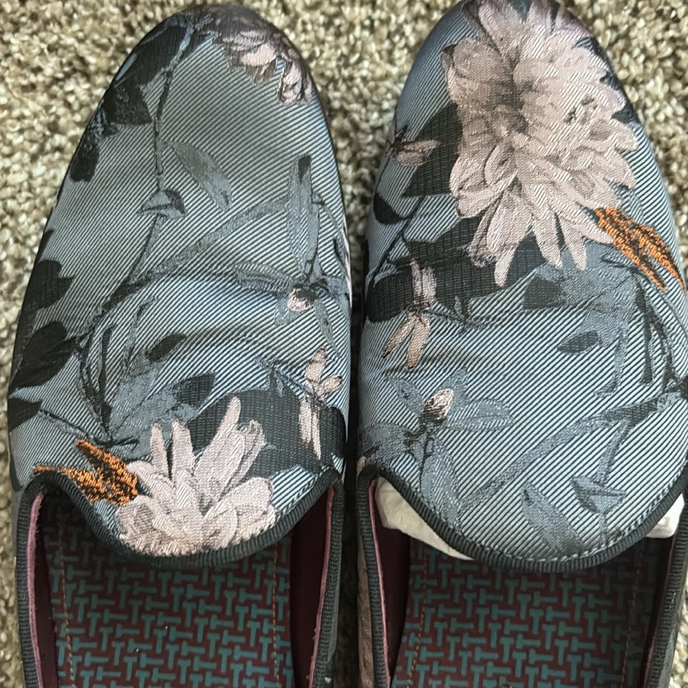 SOLD OUT Men's Vihan Floral Jacquard Smoking Slippers - Picture 6 of 13